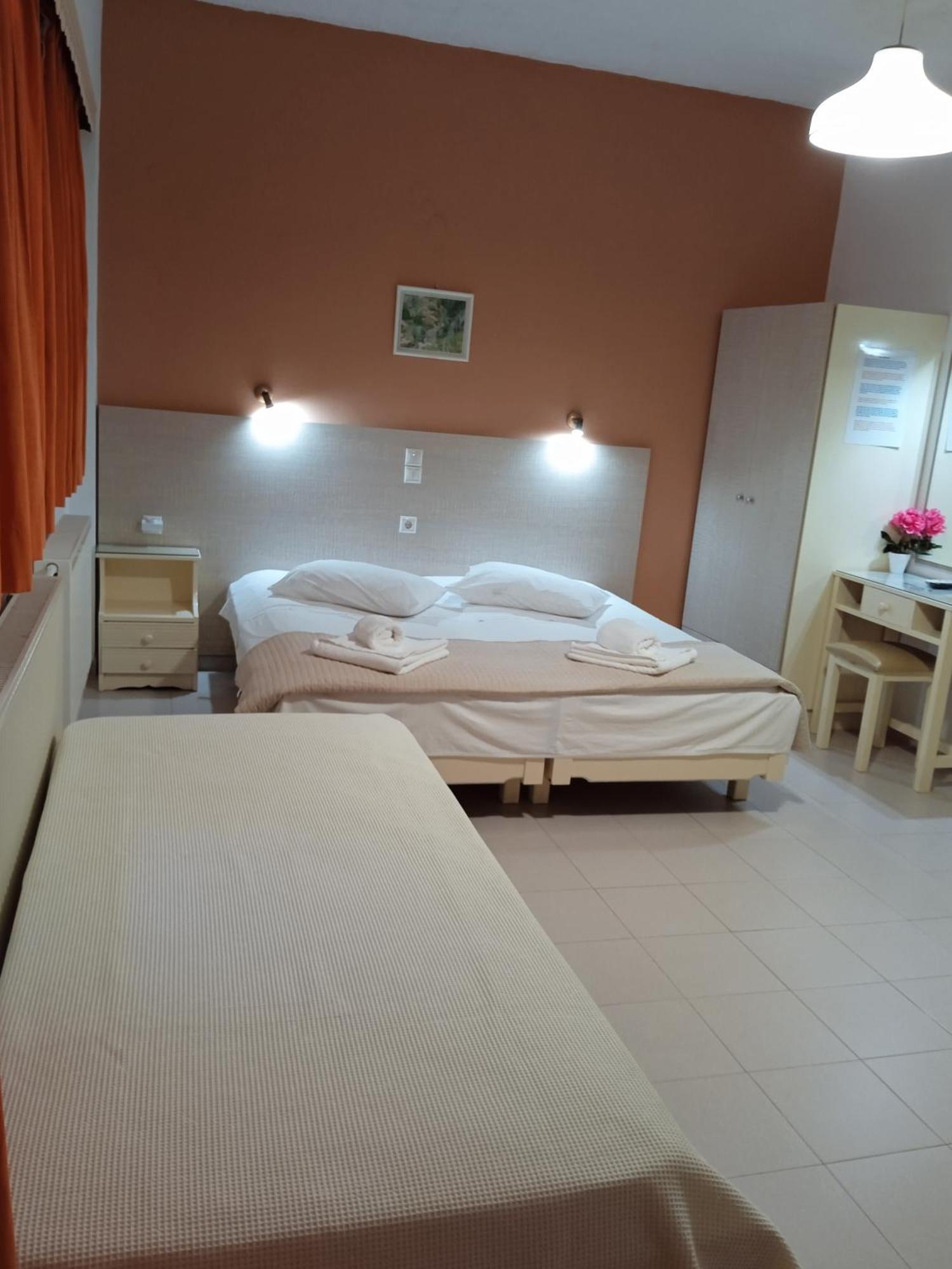 Ilona Apartments Chania Kato Daratso Room photo